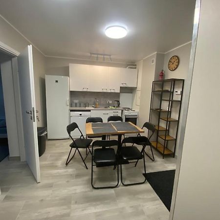 Noclegi Pracownicze Parking Busy Gorzów Wielkopolski Extérieur photo
